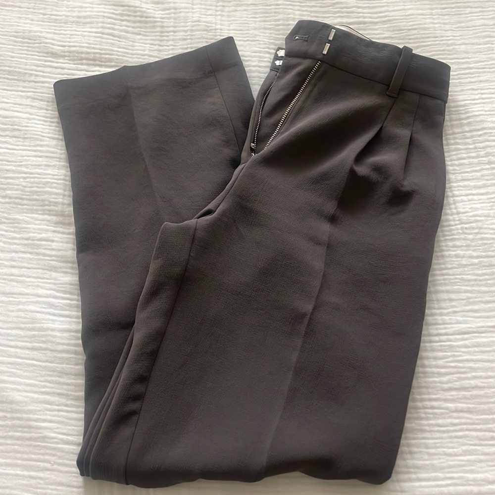 Aritzia effortless pants